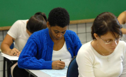 Fies concede financiamento a estudantes em cursos superiores de instituições privadas - Arquivo/Agência Brasil