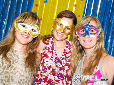 Colaboradores do Hospital promovem Carnaval solidário com pacientes -