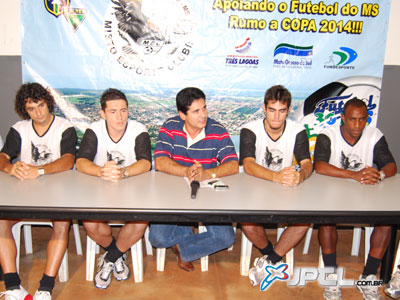 Reforço de quatro novos jogadores do Misto foi apresentado na tarde de ontem (16) para a estréia do time na Copa do Brasil, amanhã no Madrugadão -