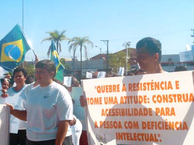 Voluntários da Apae visitarão as casas dos interessados em contribuir -
