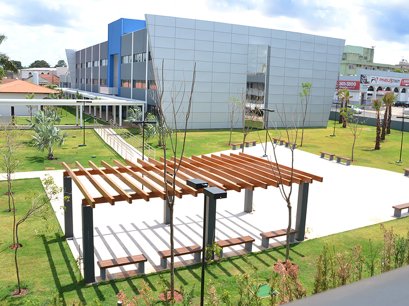 Além de ampla e moderna, construção da escola também atendeu normas de acessibilidade - Divulgação