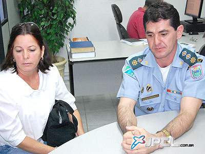 Major Wilson Sérgio Monari e a presidente do Conselho Comunitário de Segurança, Maria Auxiliadora (Rosa) -