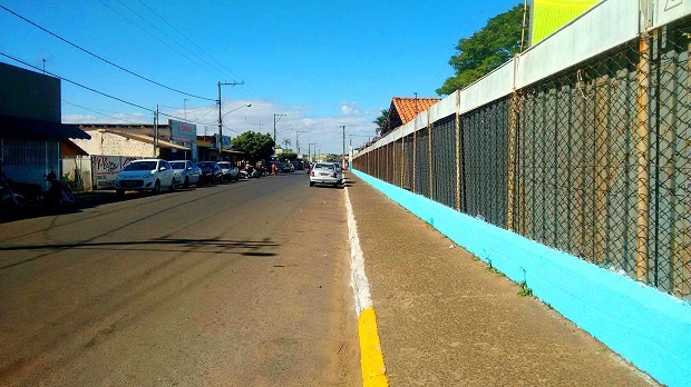 "Flanelinhas" bloqueam vagas e cobram taxas para que motoristas possam estacionar - Foto / Leonardo Guimarães / JPNEWS