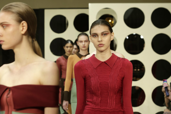 Lolitta está mais romântica do que sexy em nova coleção Lolitta está mais romântica do que sexy em nova coleção