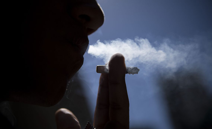 Ministério revelam que a frequência do consumo do tabaco entre fumantes nas capitais brasileiras caiu 36% - Arquivo/Agência Brasil