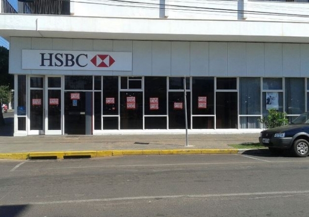 As agências bancárias funcionarão normalmente na segunda-feira, um dia depois do Natal - ARQUIVO/JP