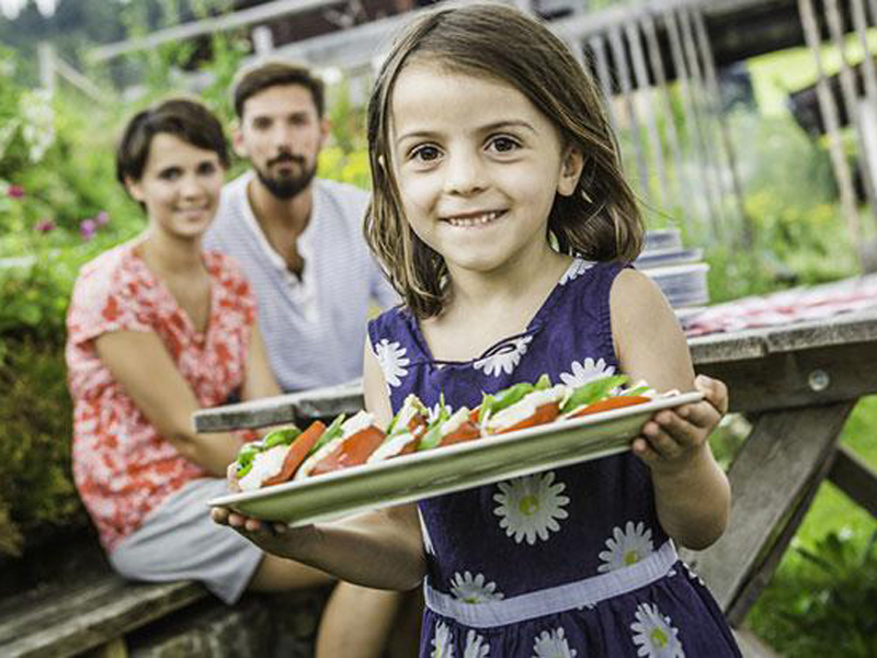 Nutricionista recomenda ainda que os pais tornem a alimentação saudável uma fonte de prazer - Getty Images