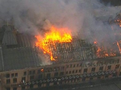  Incêndio de grandes proporções atingiu Museu da Língua Portuguesa  - Bombeiros do Estado de São Paulo