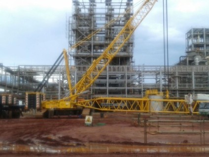 Obras de construção estão paradas desde dezembro de 2014 - Arquivo J