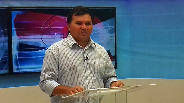 Candidato do PTB, Idevaldo Claudino encerrou a série de entrevistas na TVC-canal 13  - TVC