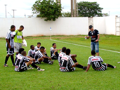 O Comercial do técnico João Torres venceu o Botafogo por 3 a 1 e conquistou o título -