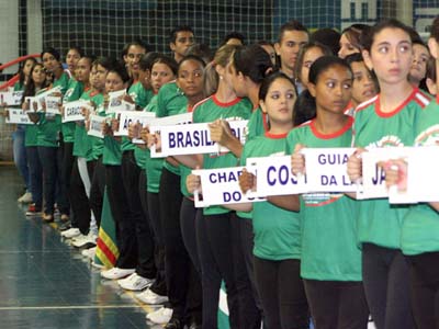 Cerca de mil atletas estão em Três Lagoas disputando os jogos -
