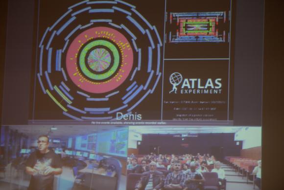 Pesquisadores da Coppe/UFRJ fazem visita virtual ao Atlas, experimento de detecção de partículas instalado na Organização Europeia para a Pesquisa Nuclear (Cern) - Fernando Frazão/Agência Brasil