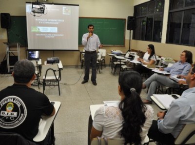 Os funcionários públicos municipais, interessados nesta capacitação, devem procurar Coordenação -