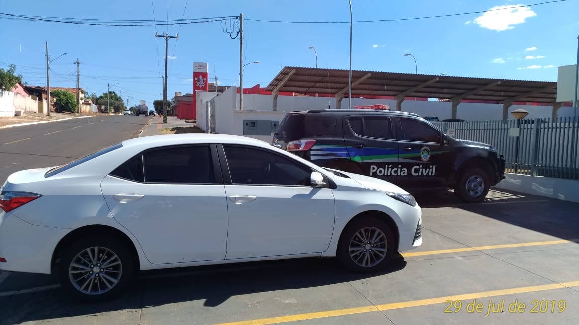 O Corolla foi locado em Guarulhos(SP), e na cidade do Goiania (GO), teve seu CRV adulterado. - Divulgação/Policía Civil