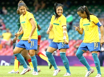 Brasileiras comemoram com ?dancinha? mais um na goleada brasileira -