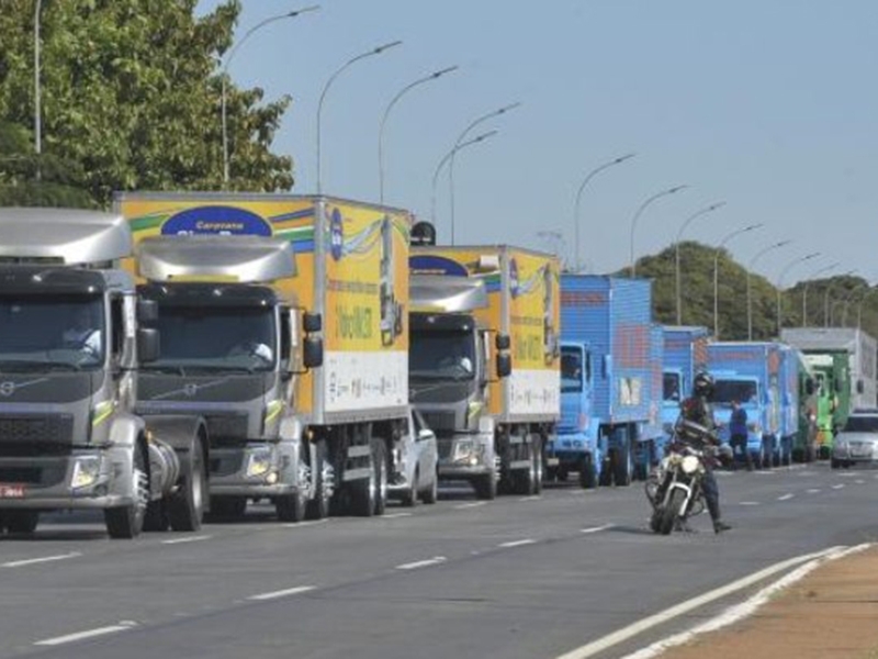 Mais da metade das empresas de transporte tiveram diminuição da receita e aumento do custo operacional - Antônio Cruz/ABr