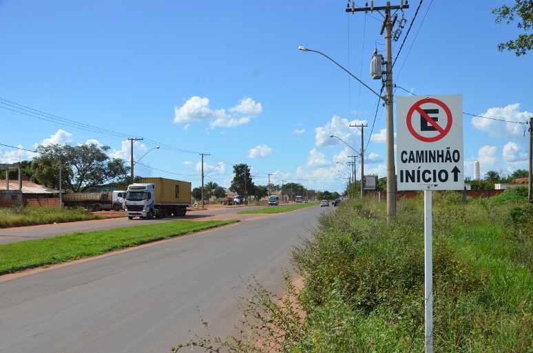 Dois acidentes foram registrados nesta segunda-feira (8), na avenida Ponta Porã. - Arquivo/JPNEWS