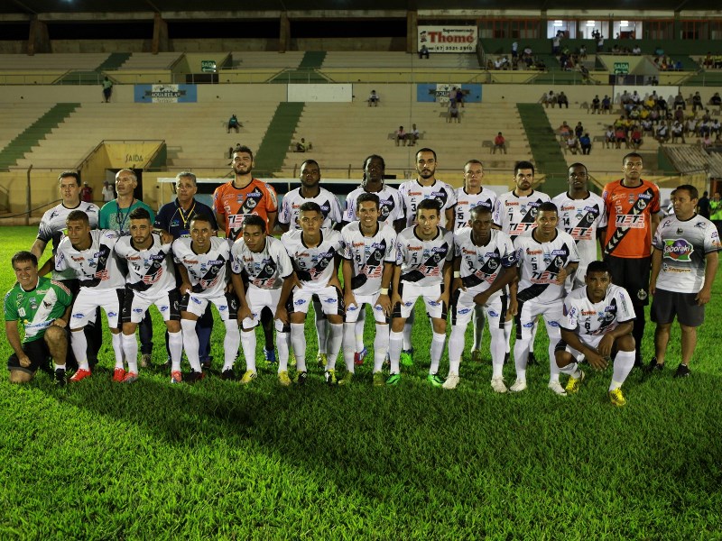 Equipe que disputou o campeonato estadual, no início do ano, corre o risco de ser desfiliada - Elias Dias/JP