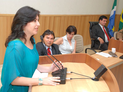 Prefeita se emocionou ao falar da decisão que deverá tomar, ainda neste mês, para participar das eleições de outubro -