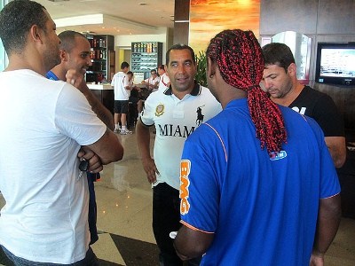 Zinho se encontrou recentemente com Deivid e Vagner Love no hotel onde o Flamengo se concentra -