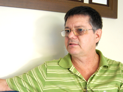 Professor Petrônio Alves Correa Filho, de 54 anos -