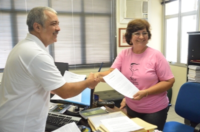 Promotor Antônio Carlos e a presidente da Rede Feminina Ivanir Batista -