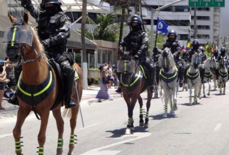 Desfila da cavalaria da PM, em Campo Grande. - Divulgação/PM