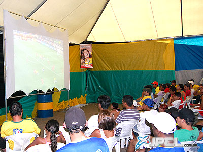Grupo RCN de Comunicação promove Copa na Praça, onde a torcida irá vibrar pela vitória do Brasil -