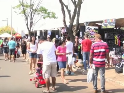 Feira reuniu comerciantes de diversos segmentos - Reprodução TVC