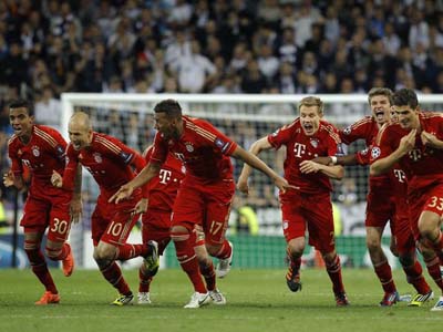 Jogadores do Bayern de Munique comemoram vaga para a final -