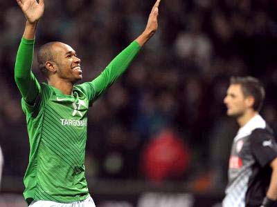 Inter de Porto Alegre quer repatriar o zagueiro Naldo, hoje na Alemanha -