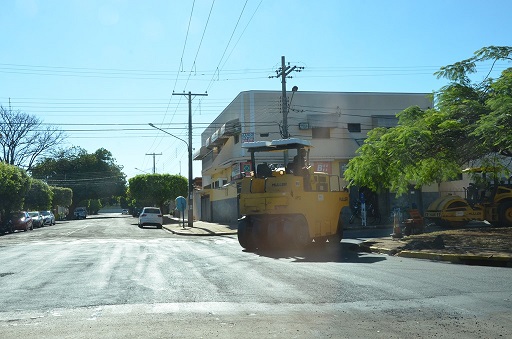 Cruzamentos e retornos da avenida Eloy Chaves recebem recapeamento  - Divulgação/ascom 