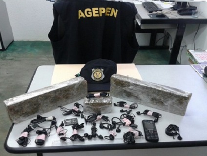 Droga foi encontrada entre os pavilhões I e II - Divulgação/Agepen