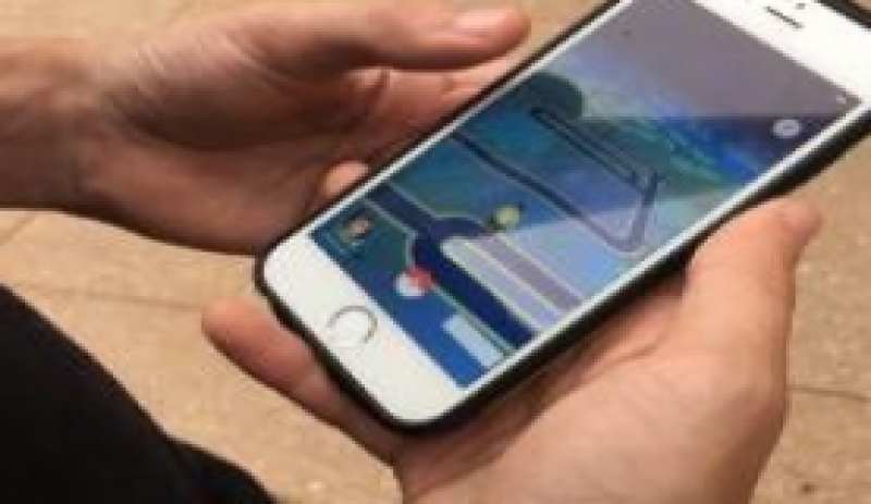 Jogo virtual Pokémon Go da empresa Japonesa Nintendo para smartphones - Leandra Felipe/Agência Brasil Jogo virtual Pokémon Go da empresa Japonesa Nintendo para smartphones - Leandra Felipe/Agência Brasil