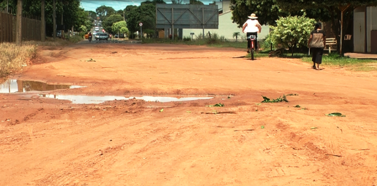Rua Marechal Deodoro  no bairro Santa Rita será pavimentada - Reprodução/TVC