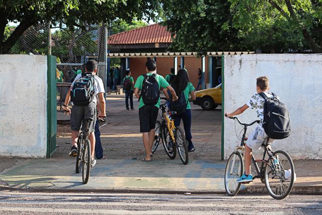 Em razão da paralisação não haverá aula na maioria das escolas municipais, estaduais e centros de educação infantil - Arquivo/JPNews