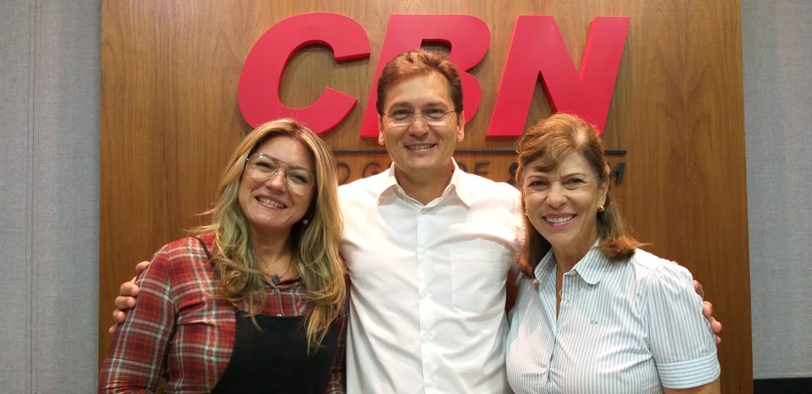 Éder Campos recebeu a pesquisadora da Embrapa, Cacilda do Vale e a jornalista Rosa Cabral - Isabelly Mello/CBN CG