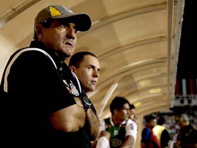 Muricy Ramalho estreia com 0 a 0 no comando do time do Santos, fora de casa - Muricy Ramalho estreia com 0 a 0 no comando do time do Santos, fora de casa -
