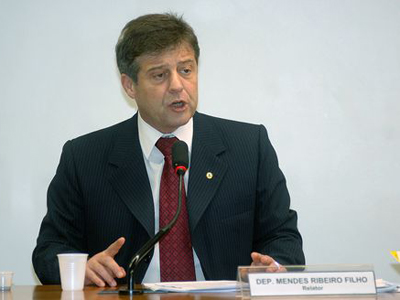 ?o sucesso da agricultura brasileira vem de longe e de muitos? -