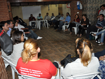 Tensão marcou clima de reunião petista -