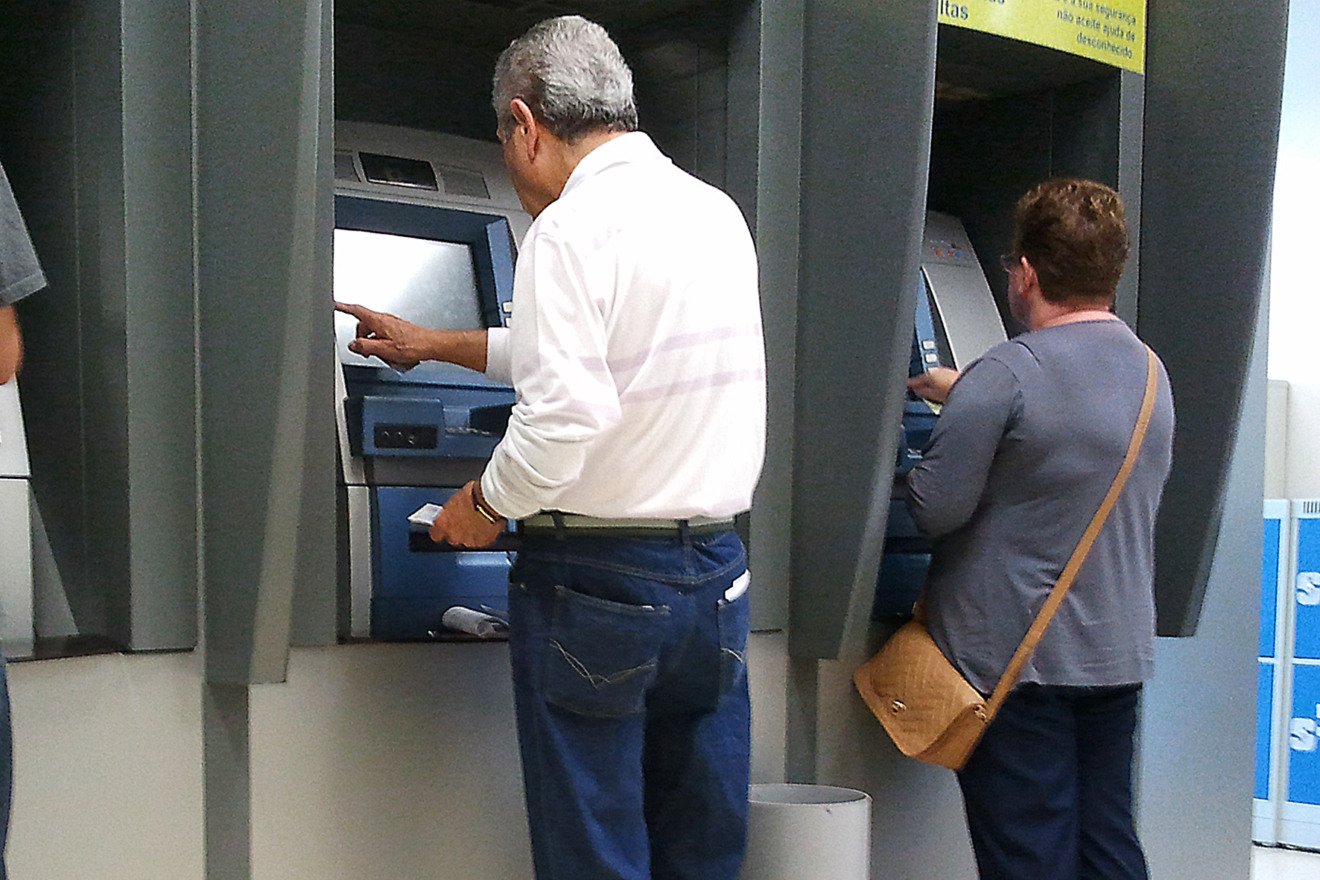 Idosos com mais de 70 anos têm direito a sacar R$ 7,5 bilhões do PIS/Pasep - Divulgação/Brasil.gov.br 
