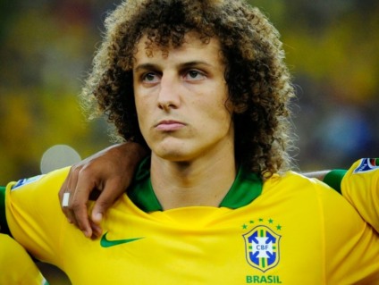 Com saída de Neymar, Davi Luiz se tornou o jogador mais assediado da seleção - Divulgação