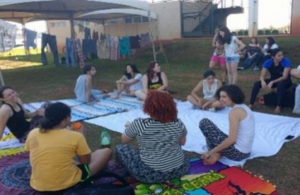 Participantes na roda de debate do Dia Nacional da Visibilidade Lésbica  - Divulgação/Eliana Cristini 