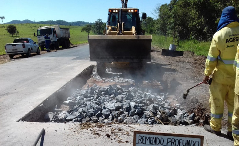 Trabalhos tiveram início no dia 6 de abril e seguem até o final de maio - Divulgação/Seinfra