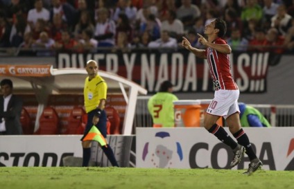 PH Ganso está entre os atletas relacionados pelo técnico argentino - Rubens Chiri/SPFC