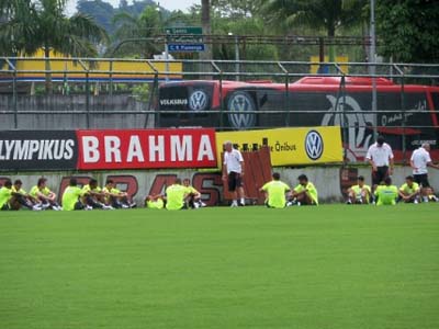 O que mais chamou a atenção foi a ausência de atacantes -