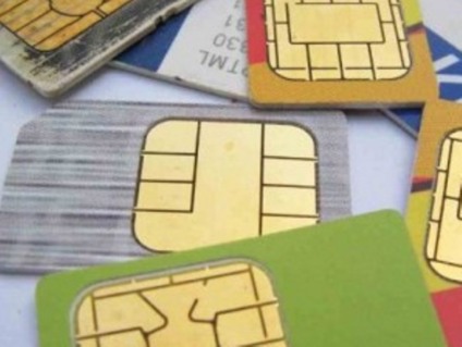 984,74 mil usuários de telefones fixos e móveis realizaram transferências de operadoras de telefonia no Brasil - Ilustração