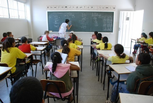 Cerca de 15 mil alunos ficam sem aula nesta terça-feira  - Arquivo/JP 