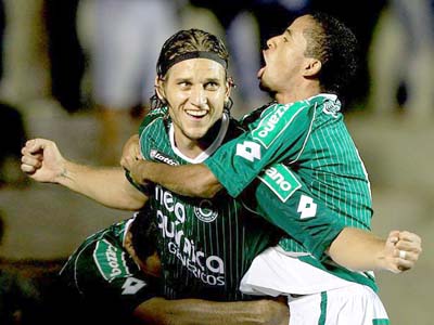 Na primeira partida no Serra Dourada o Goiás venceu por 2 a 0 - Na primeira partida no Serra Dourada o Goiás venceu por 2 a 0 -